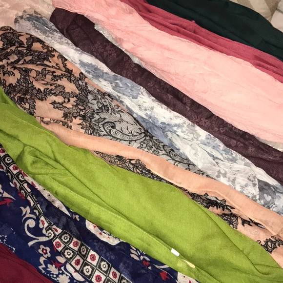 Scarves - Picture 2 of 7